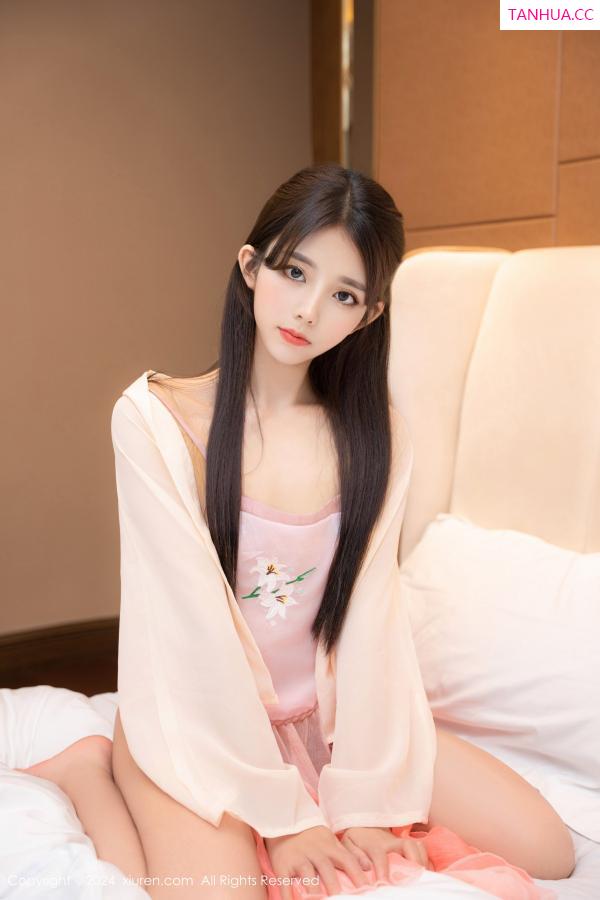 吴佩慈 吴佩慈 [XiuRen]高清写真图 2024.11.05 No.9396 美少女@ 美腿性感第31张图片